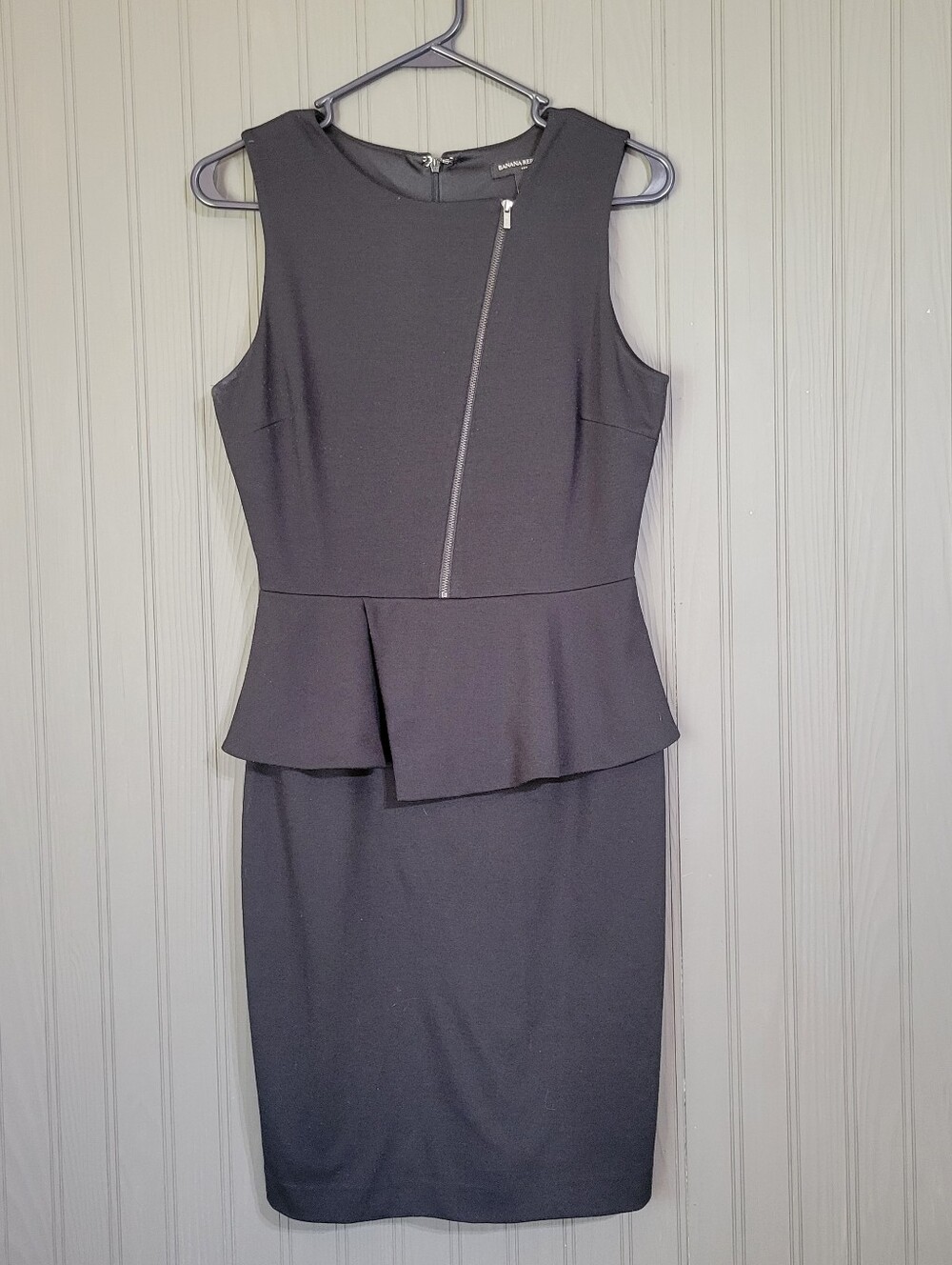Banana Republic Sleeveless Peplum Sheath Dress Zipper Ruffle Black Women's 4